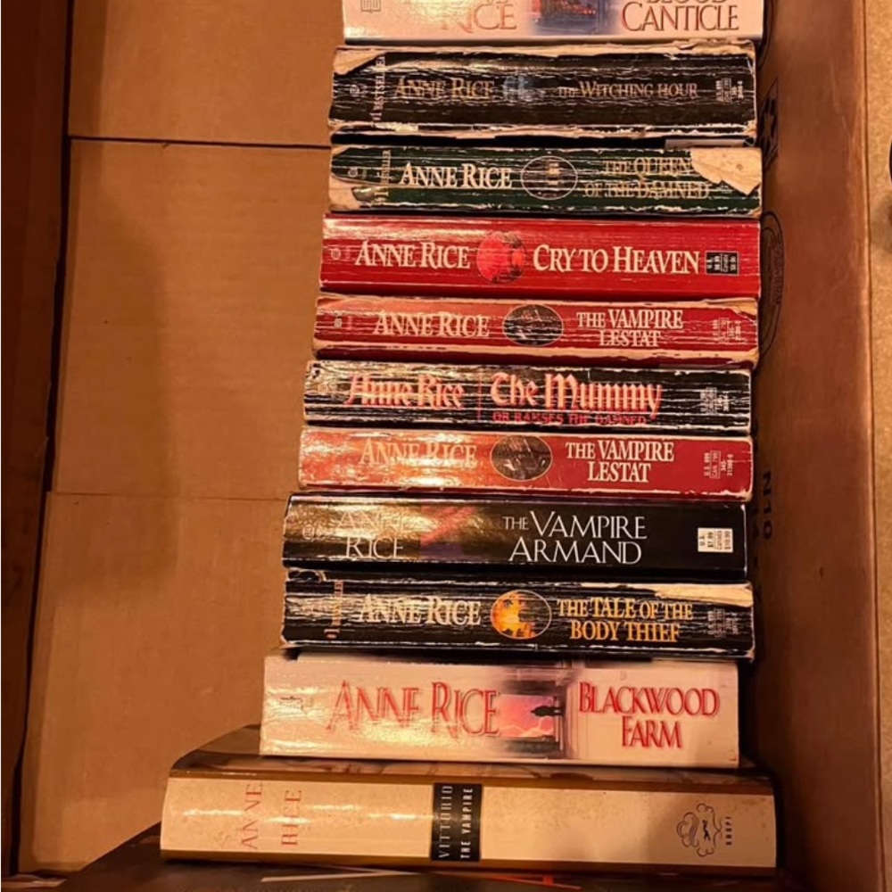 Anne Rice Vampire Chronicles Book Collection